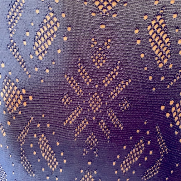 ReneeC 2x navy lace dress. Fit & flare. Like new. - Picture 6 of 6